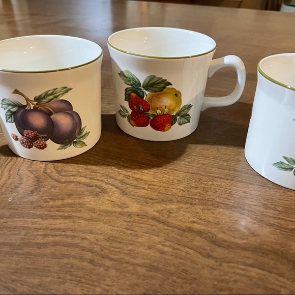 Wedgwood cups(3) - Picture 2 of 4